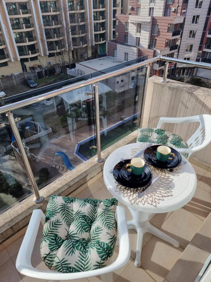 Deluxe Admiral Plaza Apartman Napospart Kültér fotó